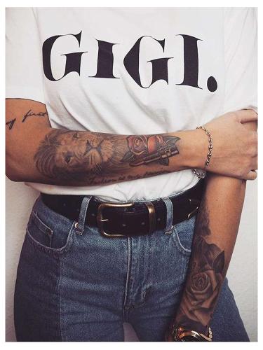 GIGI WHITE T-SHIRT