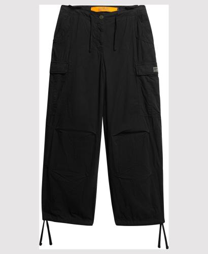 Superdry - D5 OVIN VINTAGE BAGGY PARACHUTE PANT - BLACK