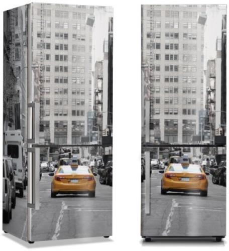 Κίτρινο ταξί σε δρόμο της Νέα Υόρκης, Πόλεις - Ταξίδια, Αυτοκόλλητα ψυγείου, 50 x 85 εκ.