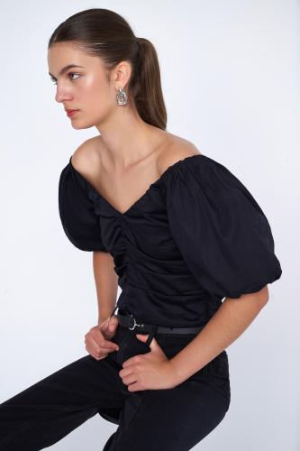 Τοπ V-neck με puffy sleeves Black