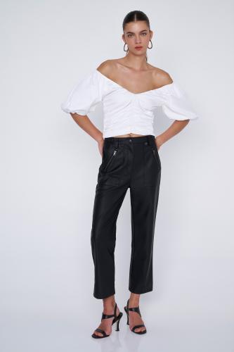 Τοπ V-neck με puffy sleeves White