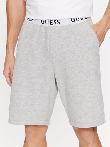 Αθλητικό σορτς Guess