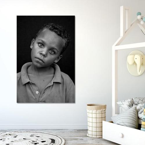Πίνακας σε καμβά Πορτραίτο με Aγόρι 45x68 Τελαρωμένος καμβάς σε ξύλο με πάχος 2cm