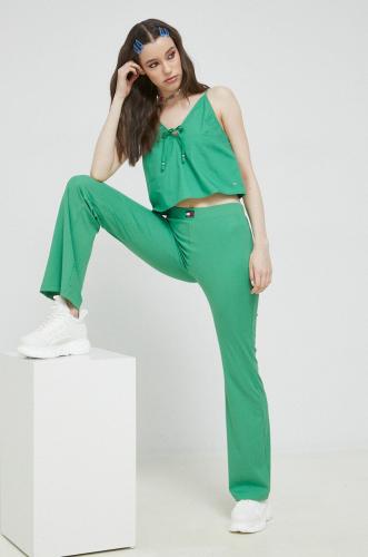 Βαμβακερή μπλούζα Tommy Jeans γυναικεία, χρώμα: πράσινο