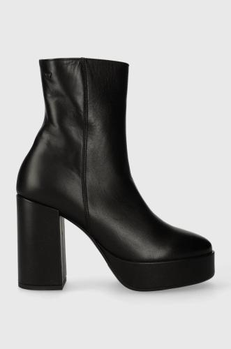 Δερμάτινες μπότες Wojas γυναικείες, χρώμα: μαύρο, 5521351