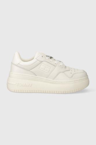 Δερμάτινα αθλητικά παπούτσια Tommy Jeans TJW RETRO BASKET FLATFORM CHARM χρώμα: άσπρο, EN0EN02245
